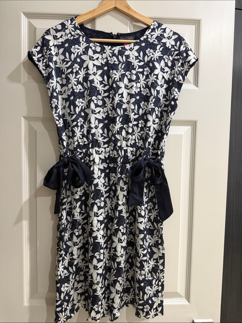 Vince Camuto Navy and White Floral Mini Dress